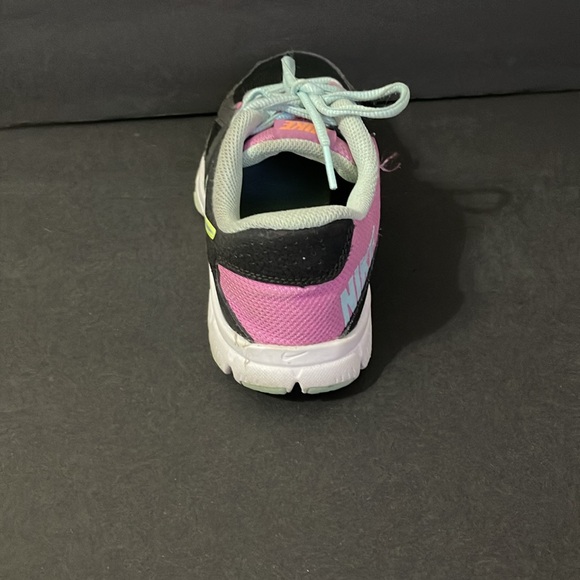 NIKE REVOLUTION YOUTH SNEAKERS - Picture 4 of 12